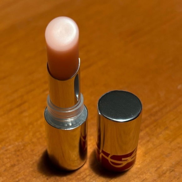 Yves Saint Laurent Rouge Volupte Candy Glaze Lip Gloss - Picture 3 of 16